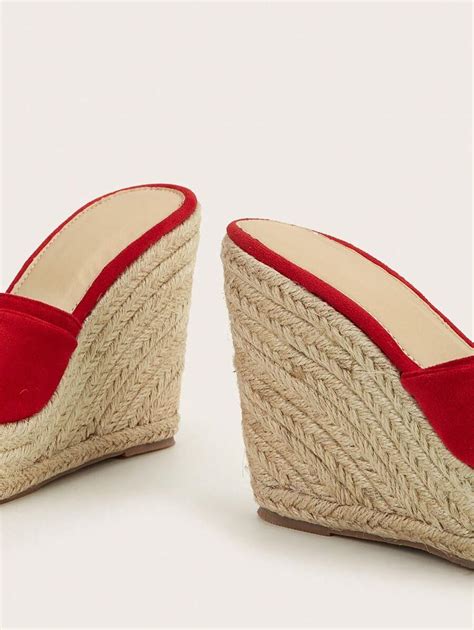 Red Faux Suede Twisted Knot Decorated Woven Rope Sole Womens Wedge