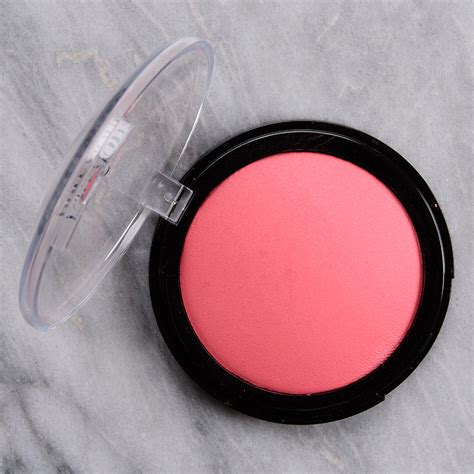 Essence Pure Nude Baked Blush For Spring 2023