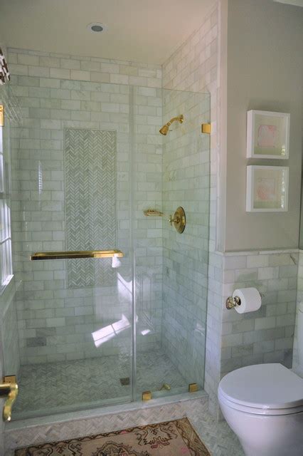 Carrera Marble Subway And Herringbone Tile In Shower Klassisch Modern