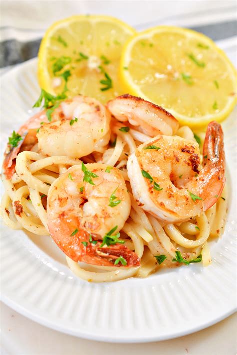 Easy Keto Shrimp Scampi With Garlic Cream Sauce