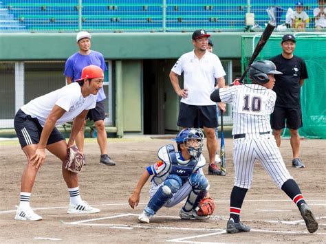 周南で少年野球教室 松中選手や川崎選手などホークスob6人が指導 周南経済新聞