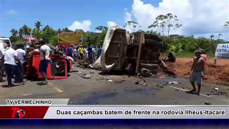 Duas caçambas batem de frente na rodovia Ilhéus Itacaré YouTube