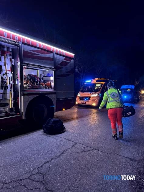 Incidente A Lombardore Auto Precipita Dal Ponte Un Morto Foto Da