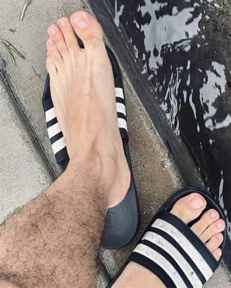 Pies 🇨🇱 On Instagram Male Feet Barefoot Men Beautiful Feet