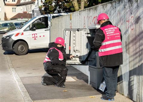 Telekom Infomobil Zum Glasfasernetz In Hochspeyer