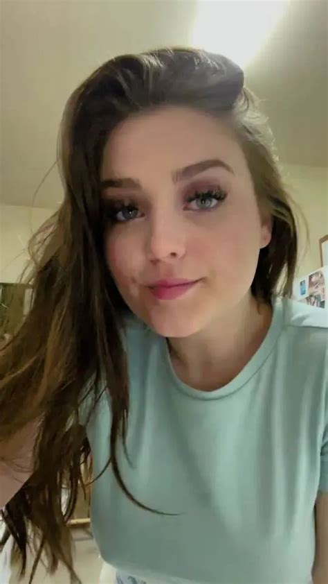 Discover More Like AmazingCurves Would You Fuck Me On The First Date And Related Content