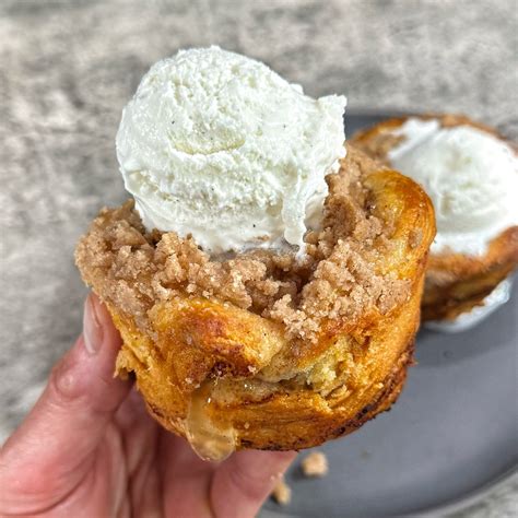 Apple Pie Cinnamon Roll Muffins Recipe Champions