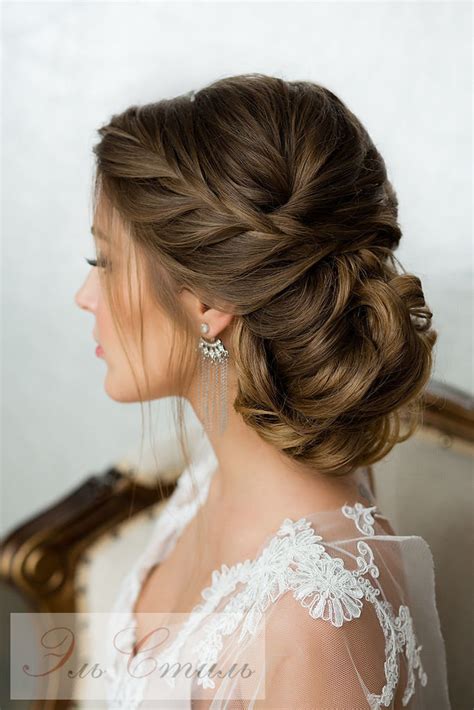 25 Drop Dead Bridal Updo Hairstyles Ideas For Any Wedding Venues Stylish Wedd Blog