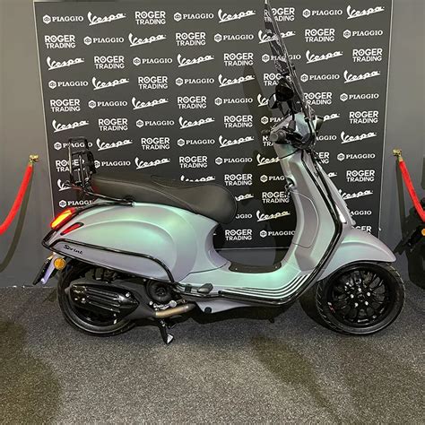 Vespa Sprint T V Euro Brom Snor Opaco Aqua Cameleon Full