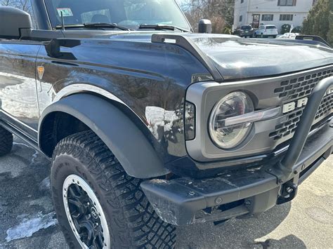 Put any cool / unique vinyl decals on your Bronco? Let's see them ...