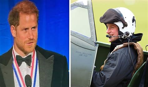 Prince Harry Called Out For Weird Behaviour At Glitzy Awards After