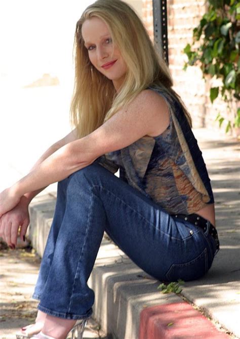 Blond Tranny Shows Cock In Backyard Porn Pictures XXX Photos Sex Images PICTOA