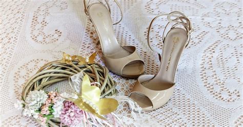 Rusty Rusty S Chatter I Am Going To A Nude Wedding