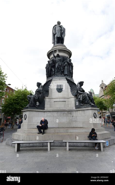 Monumento de daniel oconnell fotografías e imágenes de alta resolución