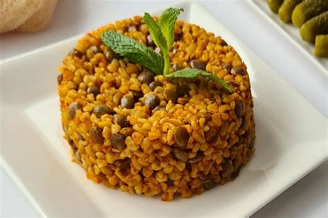 Yeşil Mercimekli Bulgur Pilavı Tarifi Nasıl Yapılır Yemek