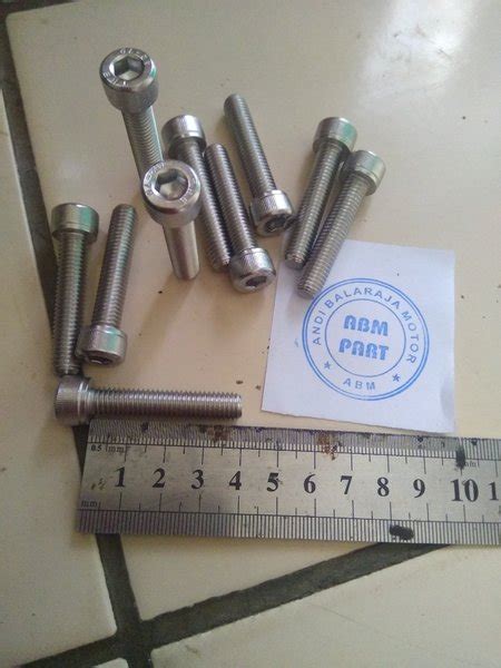 Jual Baut L Stainles M X Ato Baut Panjang Cm Di Lapak Tukang