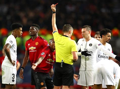 Man Utd Vs Psg Paul Pogba Shown Red Card After Nasty Tackle On Dani