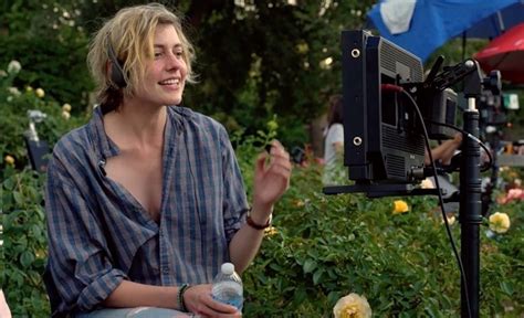 Greta Gerwig Went To See I Feel Pretty And Someone Live Tweeted It Dazed