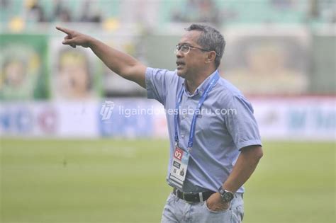 Aji Santoso Pastikan Sudah Evaluasi Pemain Persikabo Jelang Laga Kontra