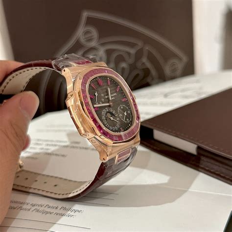 Patek Philippe Nautilus 5724/12R Rose Gold Ruby - Bọc Vàng Hồng 18k