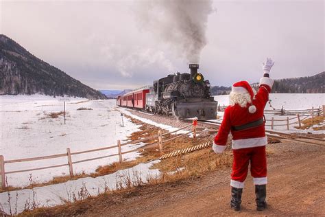 Trains Around The World : Santa Train by rovertrain on Flickr. The annual...