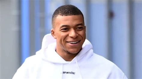 The Best Kylian Mbappé Hair Moments (Gallery) | Heartafact