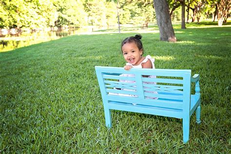 How to Photograph Children Outdoors - Miette Photography