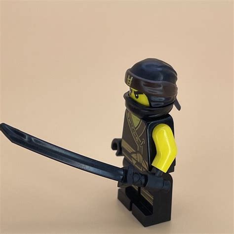 Lego Ninjago Cole Minifigure 70609 The Lego Ninjago Movie Black Ninja