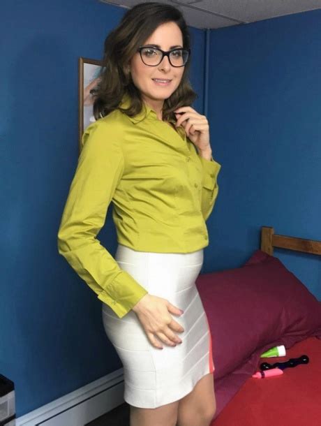 Photos Nues Et Images Porno De Mature Lunettes PornPics