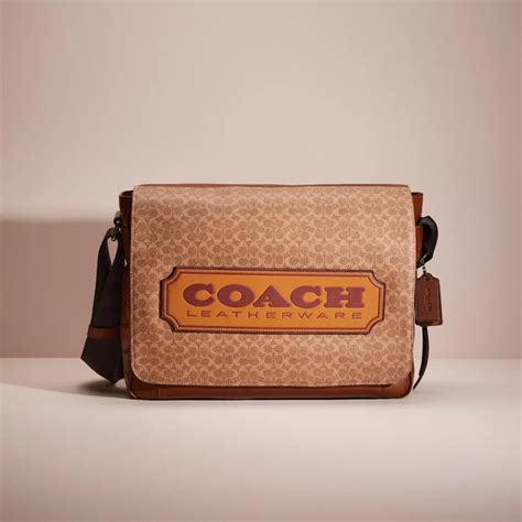 Upcrafted Metropolitan Courier Coach®