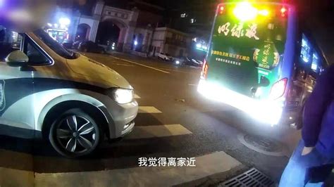 男子醉酒骑摩托车追尾公交车：我觉得离家近，所以 张某 驾驶员 事故