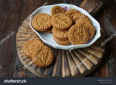 2861 Salted Caramel Biscuit Images Stock Photos And Vectors Shutterstock