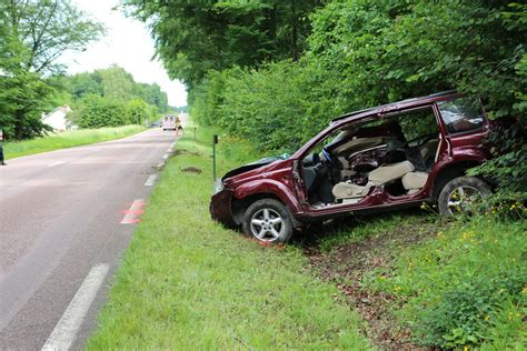 C Te Dor Faits Divers Un Accident Sur La D Entre Montbard Et