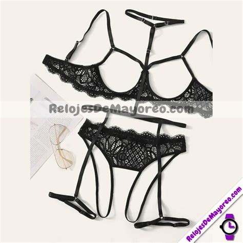 Set Lencería Balconette Con Varilla Y Tanga Liguero Y Gargantilla Negro