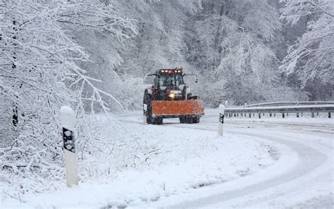 Nrw Wetter Wetter In Nrw Noch Mehr Schnee Am Montag Weiter Probleme