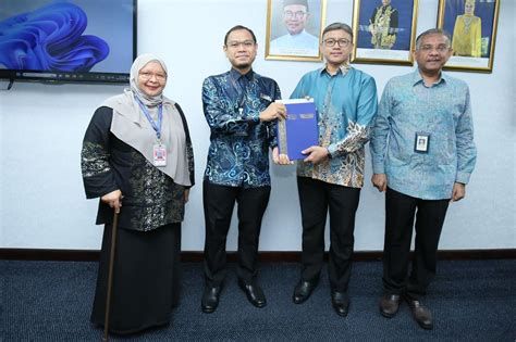 Tahniah Prof Madya Dr Aznan Fazli Ismail Di Atas Kenaikan Pangkat Prof