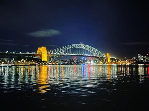 Sydney Harbour Bridge at night : r/sydney