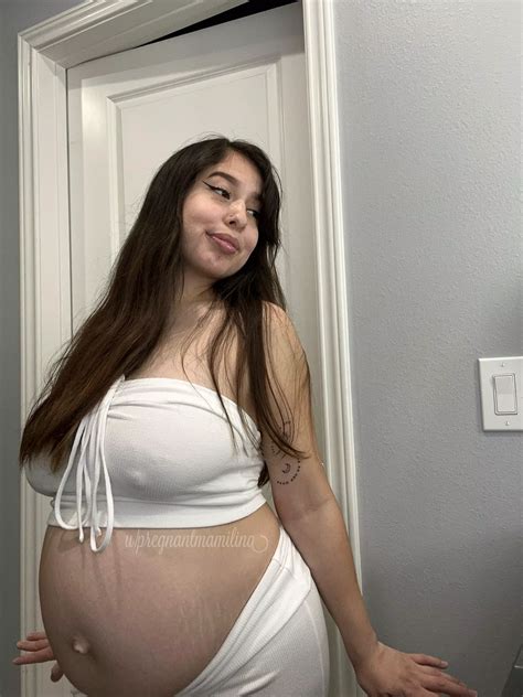 Weeks Pregnant Here Picture Taken From Last Week Nudes