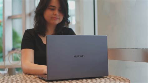 Huawei Matebook 15 Space Telegraph