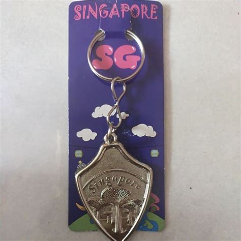 Singapore Keychains | Souvenirs | Random ( 1 pcs ) | Shopee Malaysia