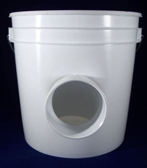 Chicken Hanging Feeders W/ 3 Stay Dry Port 2 Gallon / - Etsy