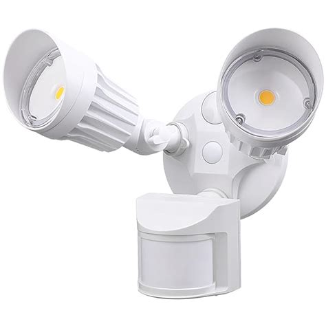 6 Best Outdoor Security Lights with Motion Sensor [May 2024] Review