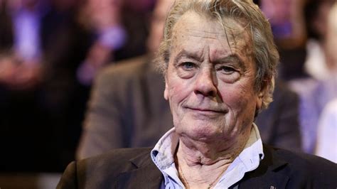 Alain Delon Pide Que Le Dejen Morir En Paz