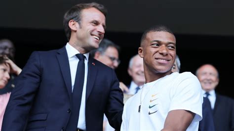 Kylian Mbappe comoară națională Cum s a implicat Emmanuel Macron