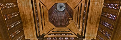 Le clocher de l église Saint Joseph vu du coeur Le Havre Seine