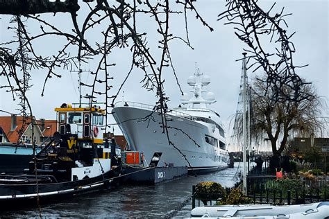 Tilman Fertitta Gets A New 150 Million Super Yacht — Take A Look At