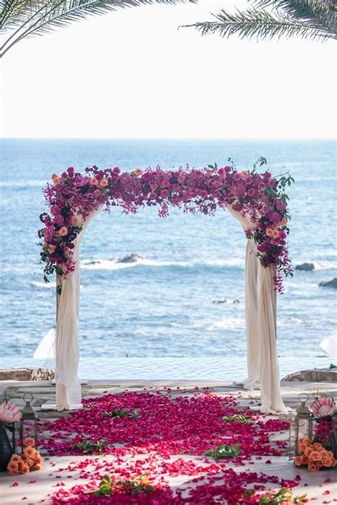 25 Beach Wedding Arches, Altars And Backdrops - Weddingomania