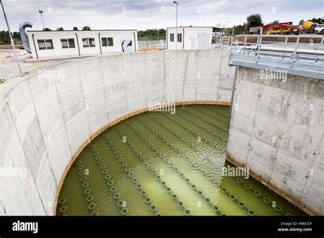 Moderna Planta De Tratamiento De Aguas Residuales Urbanas Facilidad De