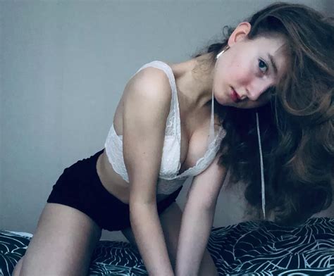 Want To Share Something With Me Nudes Onlynudechicks Nude Pics Org