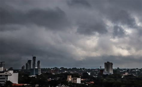 Meteorología anuncia sistema de tormentas e ingreso de frente frío para